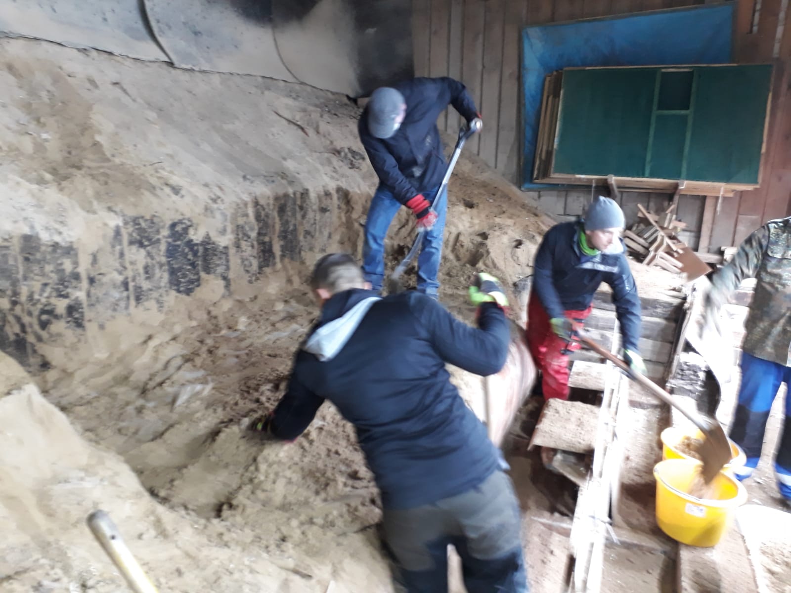 Mit 14 Leuten ging alles ganz fix.