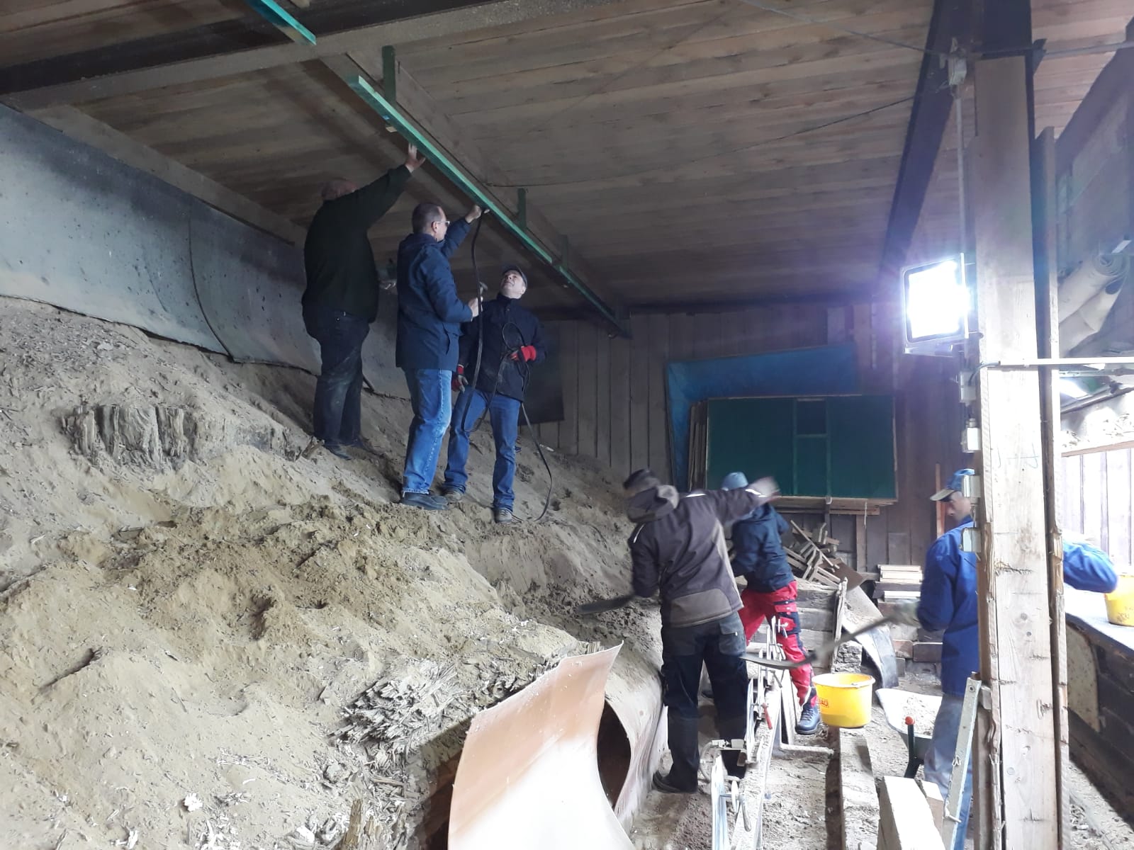 Verlegung des Rieselschlauches.